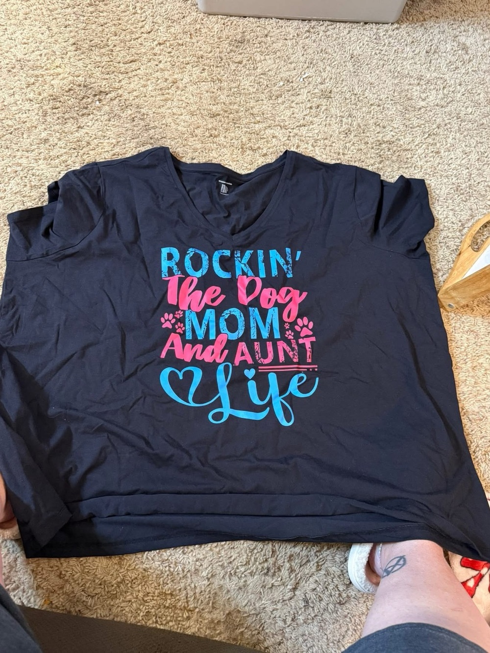 Black 'Rockin' The Dog Mom And Aunt Life' Graphic Tee
